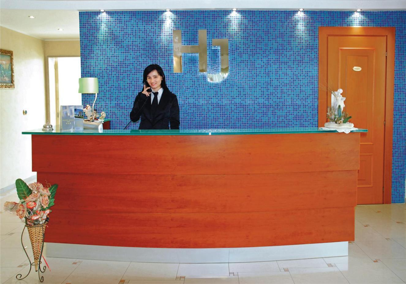 Hotel Jolly Модуньо Экстерьер фото