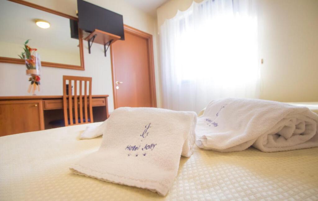 Hotel Jolly Модуньо Экстерьер фото